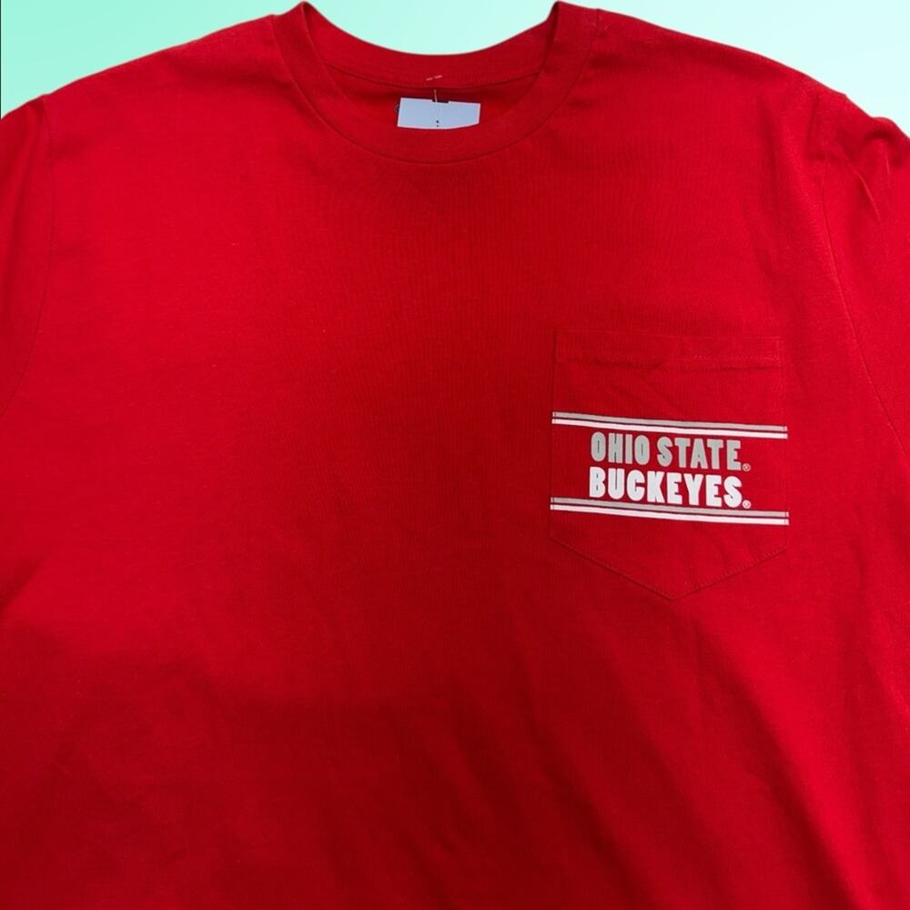 OHIO STATE BUCKEYES Men’s Medium Red Pocket T-Shirt
